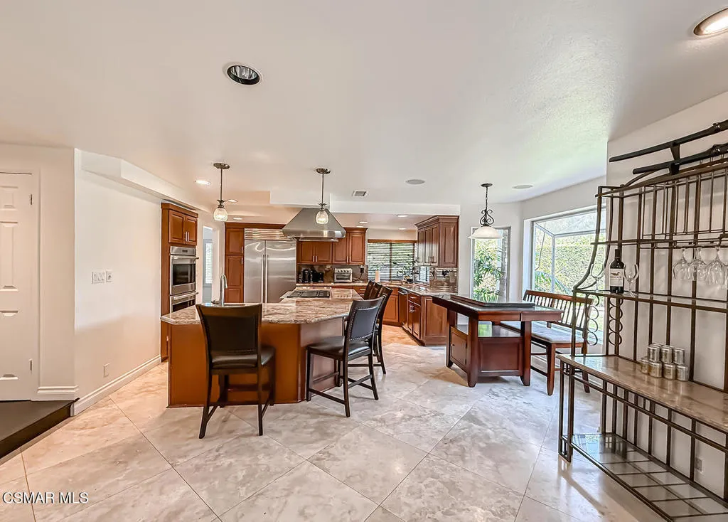 2848 Bayham Circle, Thousand Oaks, California 91362 home-pic-24