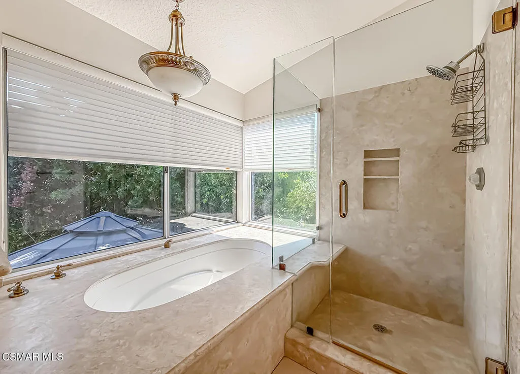 2848 Bayham Circle, Thousand Oaks, California 91362 home-pic-39