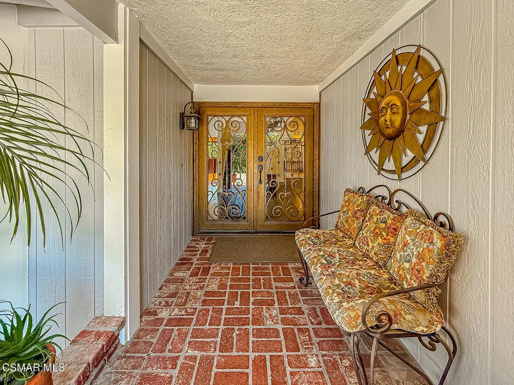 2848 Bayham Circle, Thousand Oaks, California 91362 home-pic-8