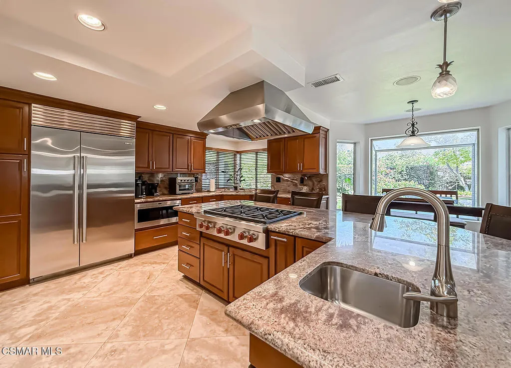 2848 Bayham Circle, Thousand Oaks, California 91362 home-pic-18