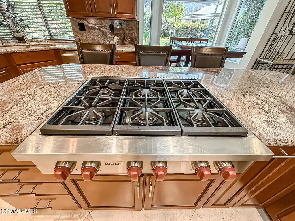 2848 Bayham Circle, Thousand Oaks, California 91362 home-pic-17