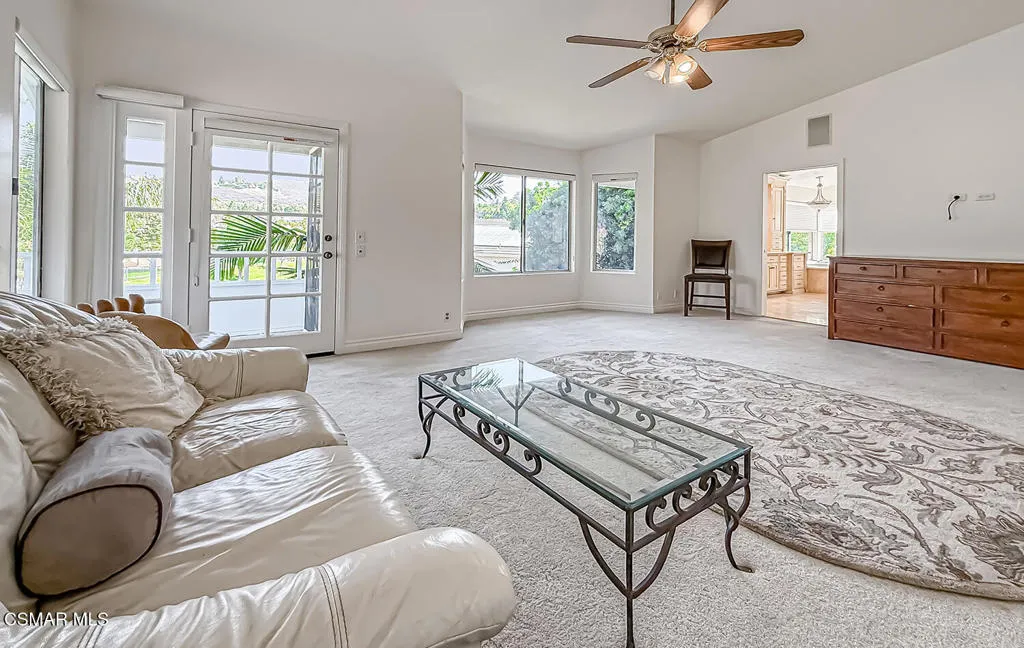 2848 Bayham Circle, Thousand Oaks, California 91362 home-pic-32
