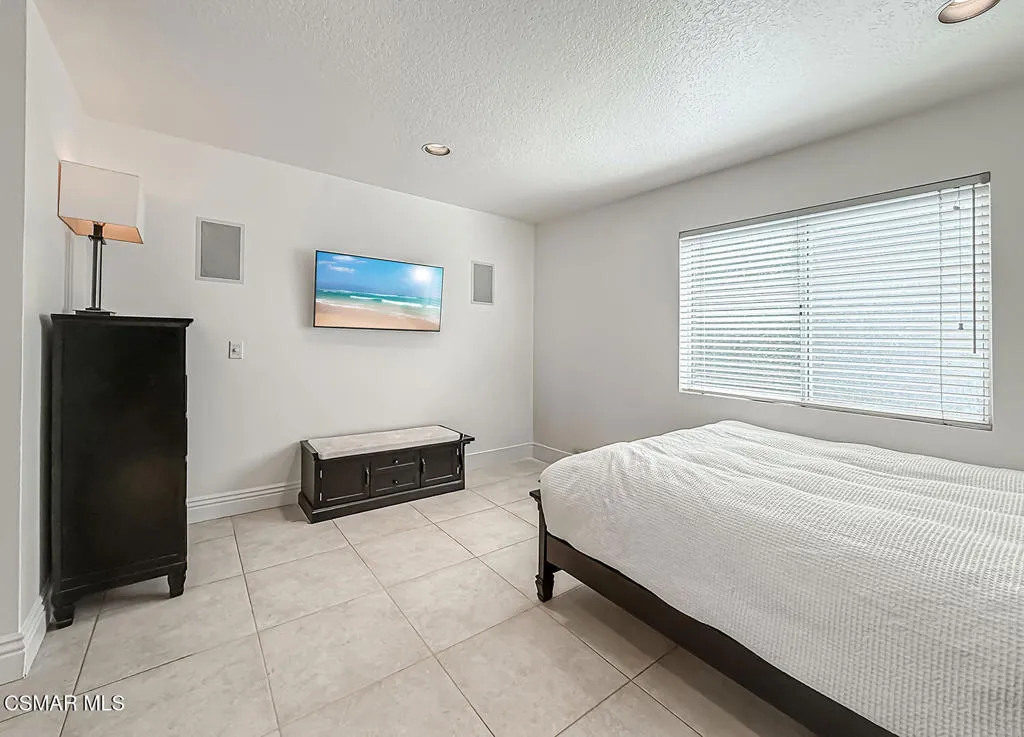 2848 Bayham Circle, Thousand Oaks, California 91362 home-pic-53