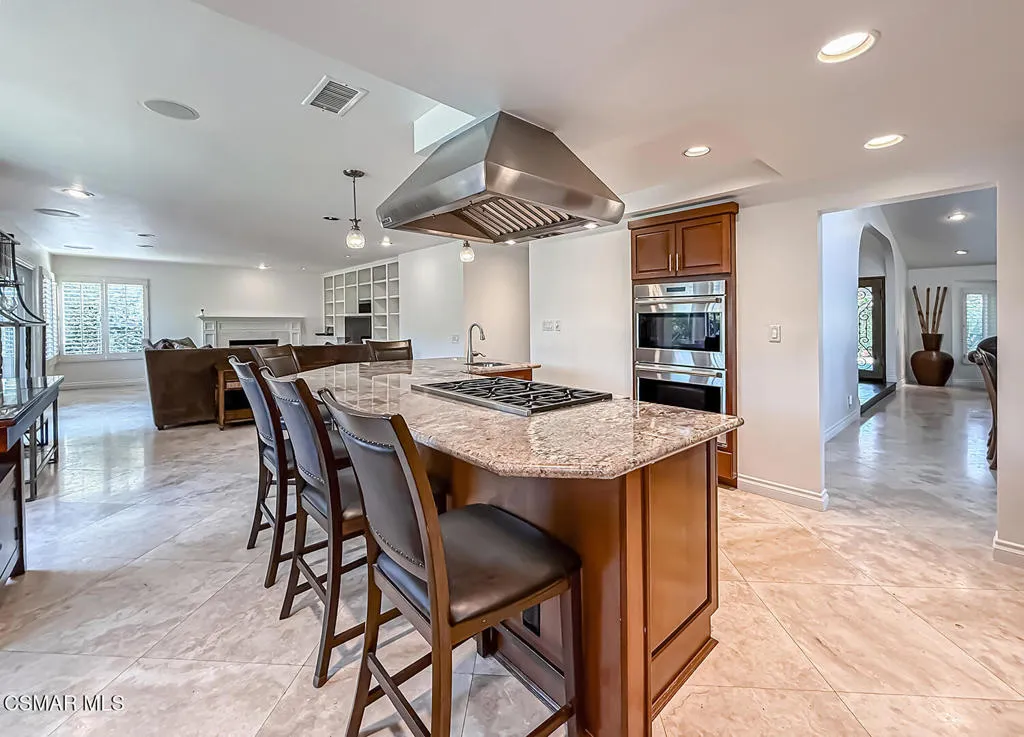 2848 Bayham Circle, Thousand Oaks, California 91362 home-pic-14