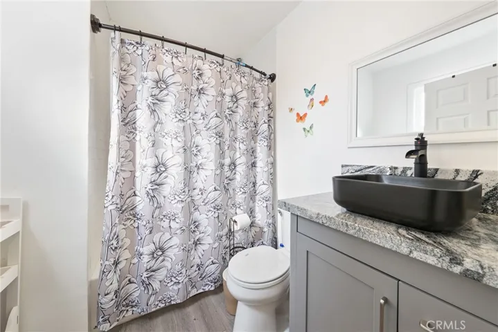 758 E 94th, Los Angeles, California 90002