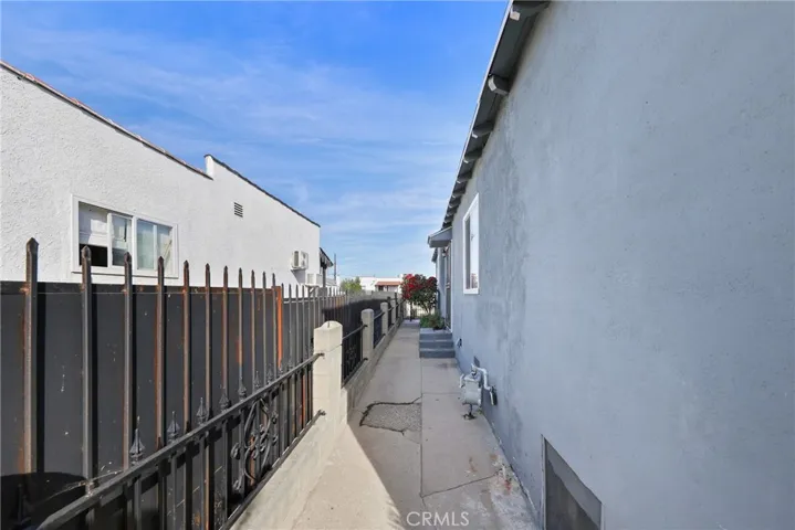 758 E 94th, Los Angeles, California 90002