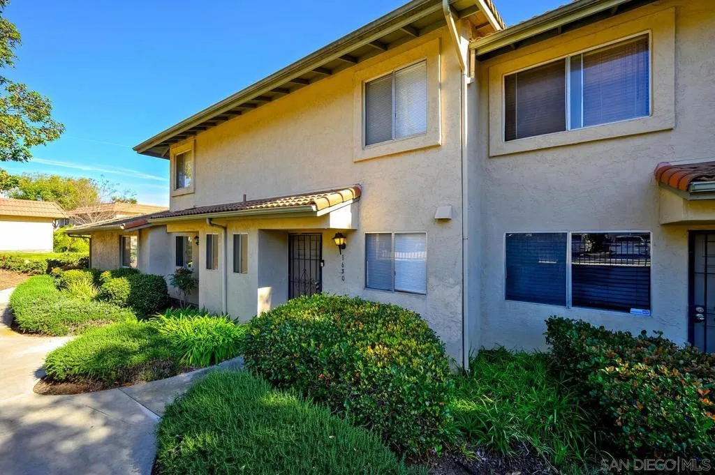 1630 Grandon Ave, San Marcos, California 92078 home-pic-1