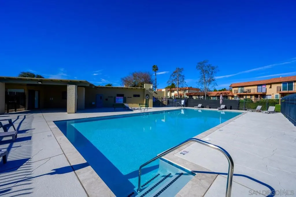 1630 Grandon Ave, San Marcos, California 92078 home-pic-28