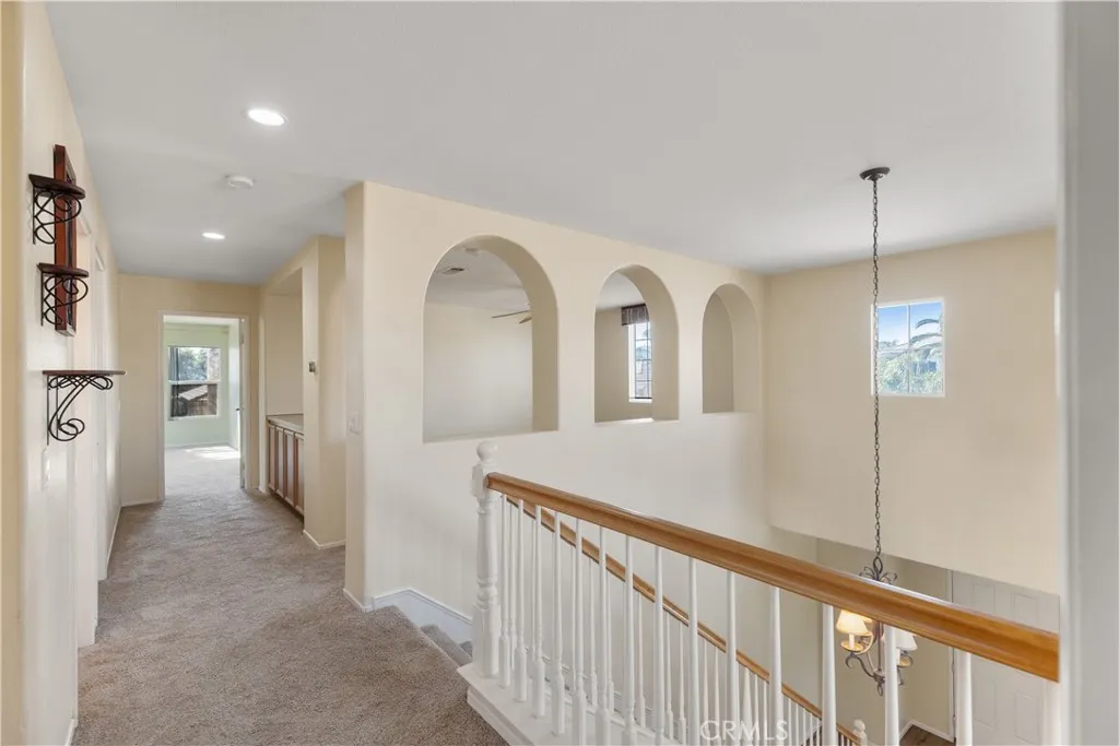 33586 Thyme Lane, Murrieta, California 92563 home-pic-12