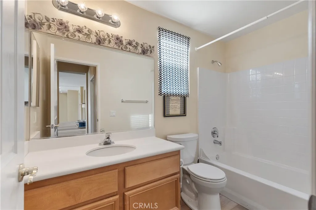 33586 Thyme Lane, Murrieta, California 92563 home-pic-28