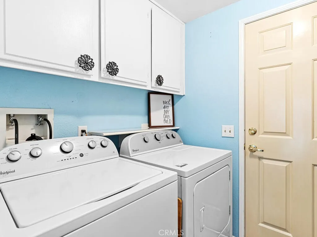 39815 Highbury Drive, Murrieta, California 92563 home-pic-24