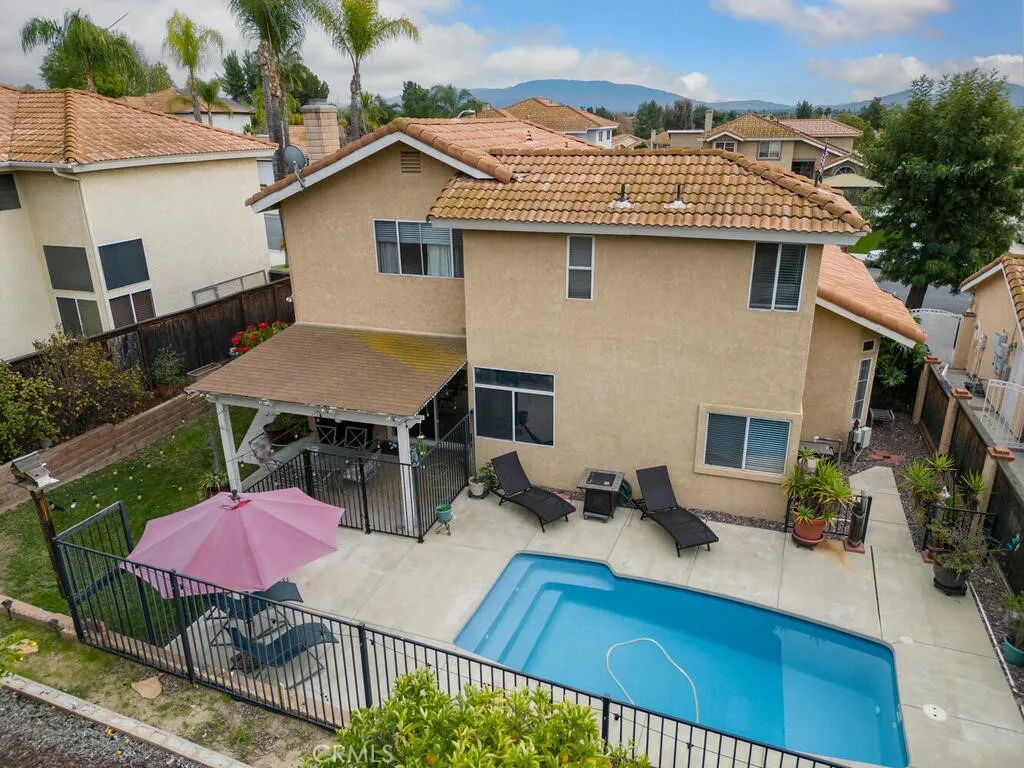 39815 Highbury Drive, Murrieta, California 92563 home-pic-40