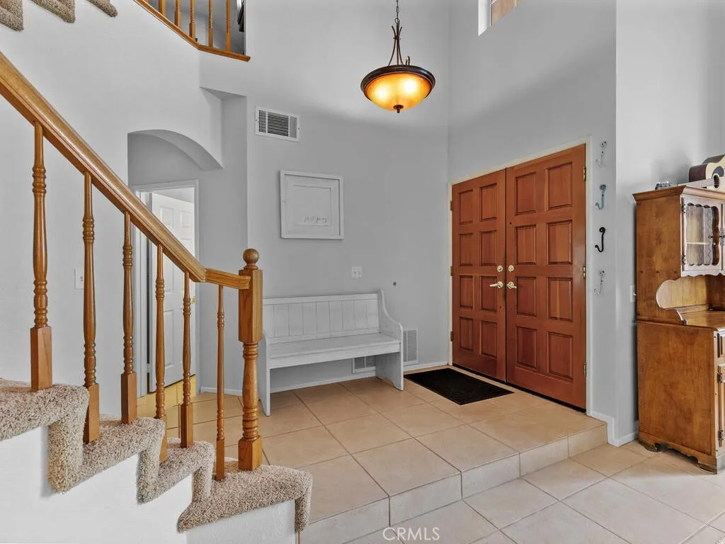 39815 Highbury Drive, Murrieta, California 92563 home-pic-7