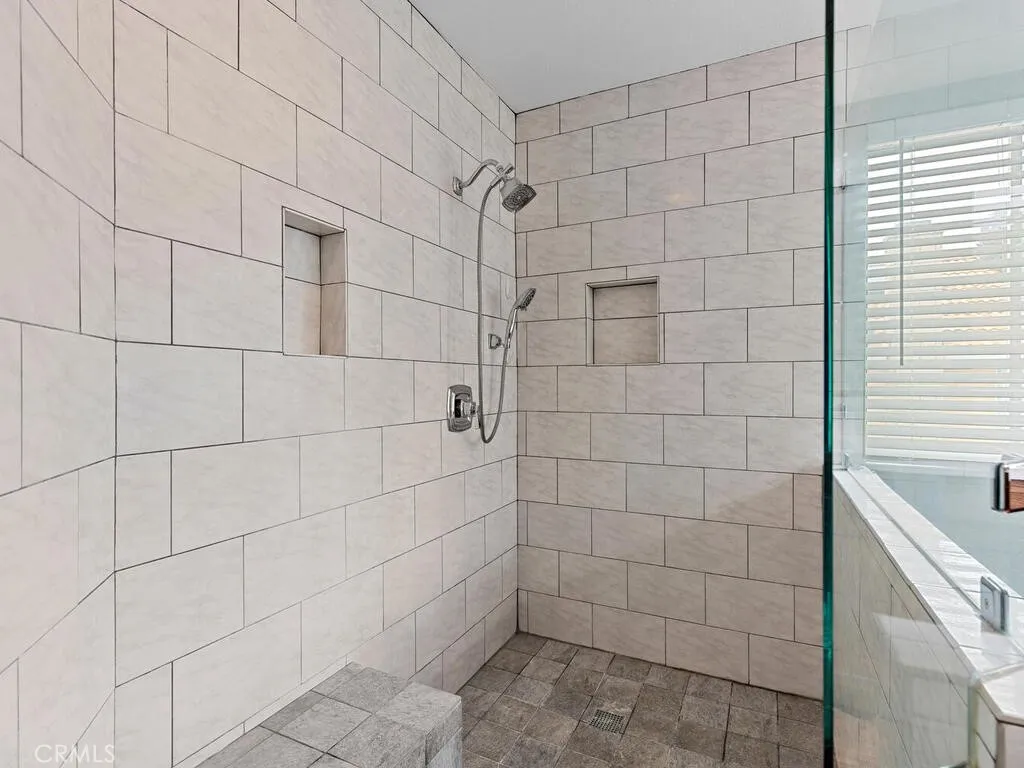 39815 Highbury Drive, Murrieta, California 92563 home-pic-30