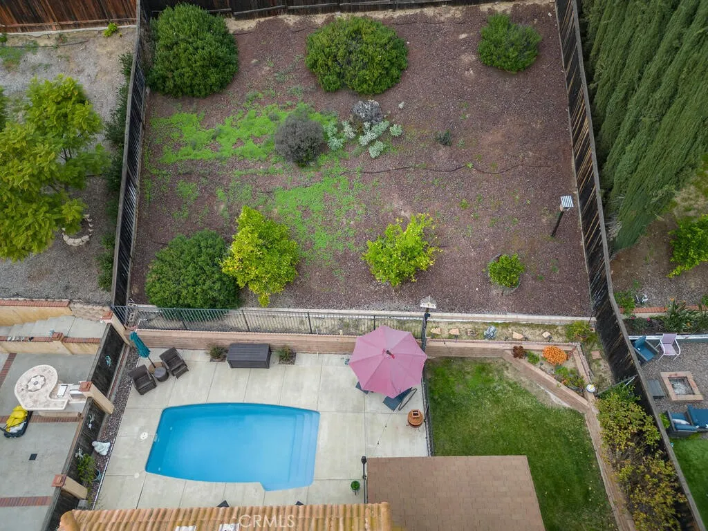39815 Highbury Drive, Murrieta, California 92563 home-pic-44