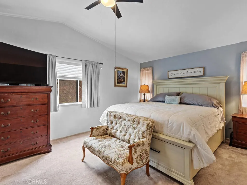 39815 Highbury Drive, Murrieta, California 92563 home-pic-26