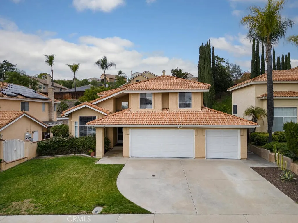 39815 Highbury Drive, Murrieta, California 92563 home-pic-3
