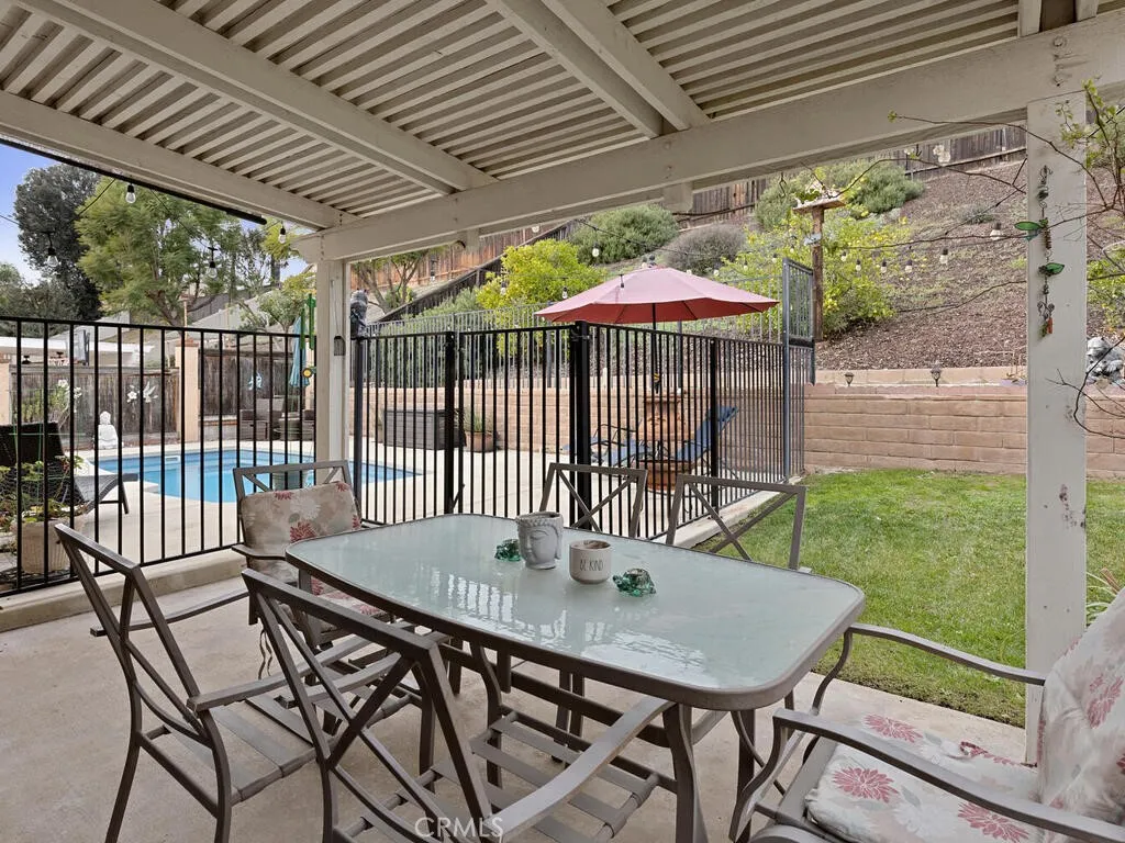 39815 Highbury Drive, Murrieta, California 92563 home-pic-36