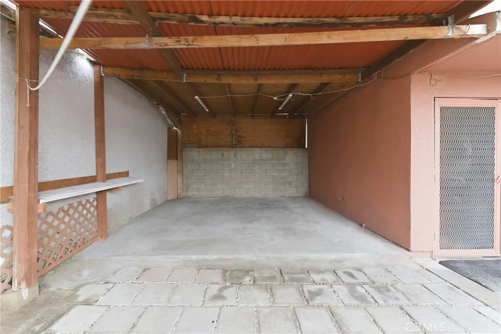 27 W Pleasant, Long Beach, California 90805 home-pic-20