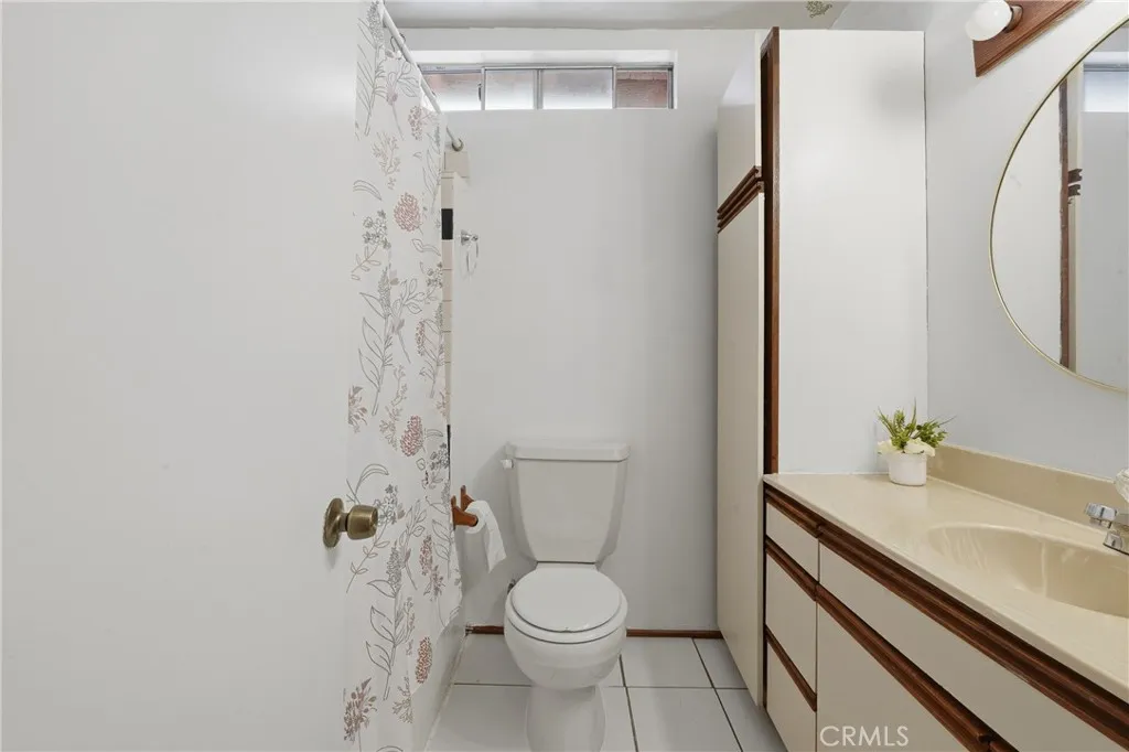 27 W Pleasant, Long Beach, California 90805 home-pic-13