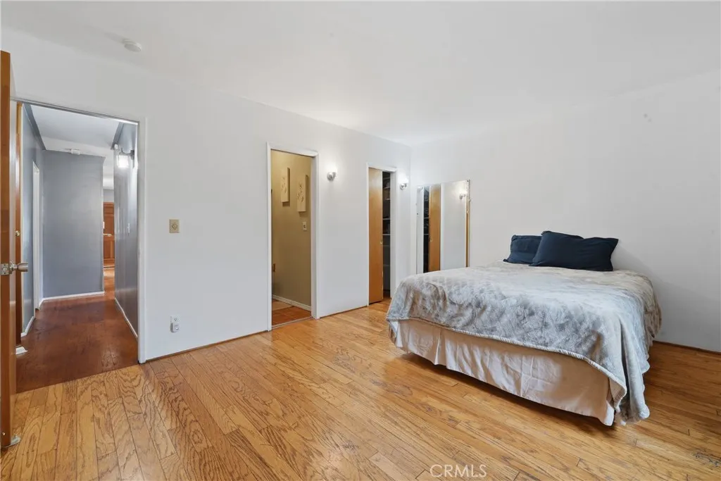 27 W Pleasant, Long Beach, California 90805 home-pic-15
