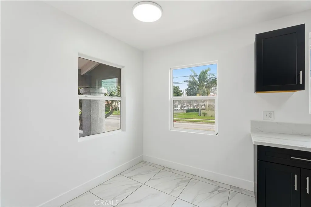 3100 W 78th Place, Los Angeles, California 90043 home-pic-18