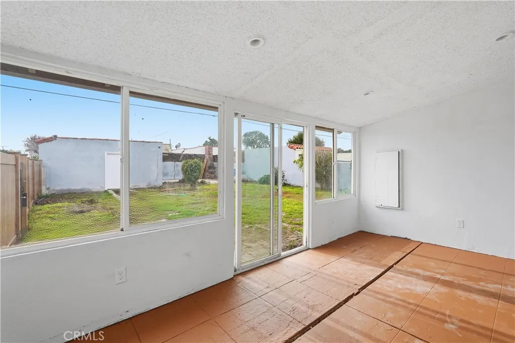 3100 W 78th Place, Los Angeles, California 90043 home-pic-35