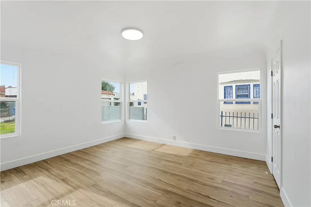 3100 W 78th Place, Los Angeles, California 90043 home-pic-26