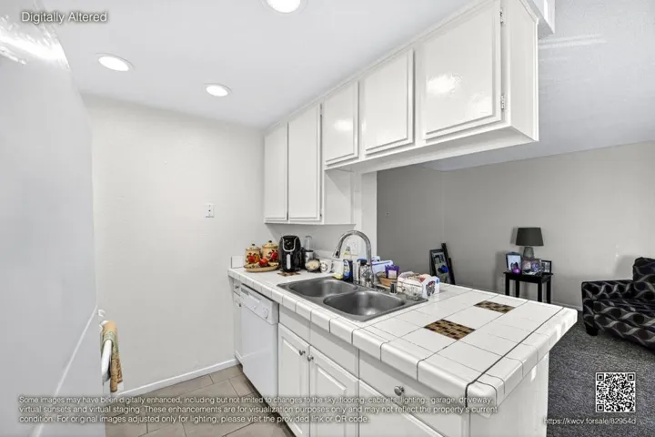 J3 - Kitchen
