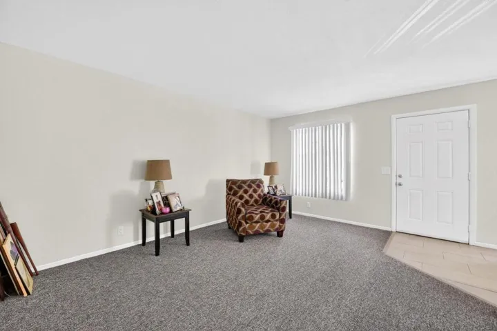 J3 - Living Room