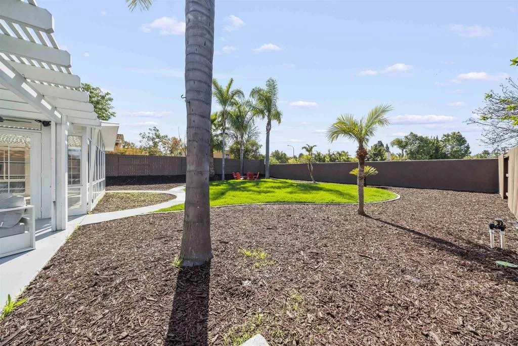 1513 Powell Rd, Oceanside, California 92056 home-pic-49
