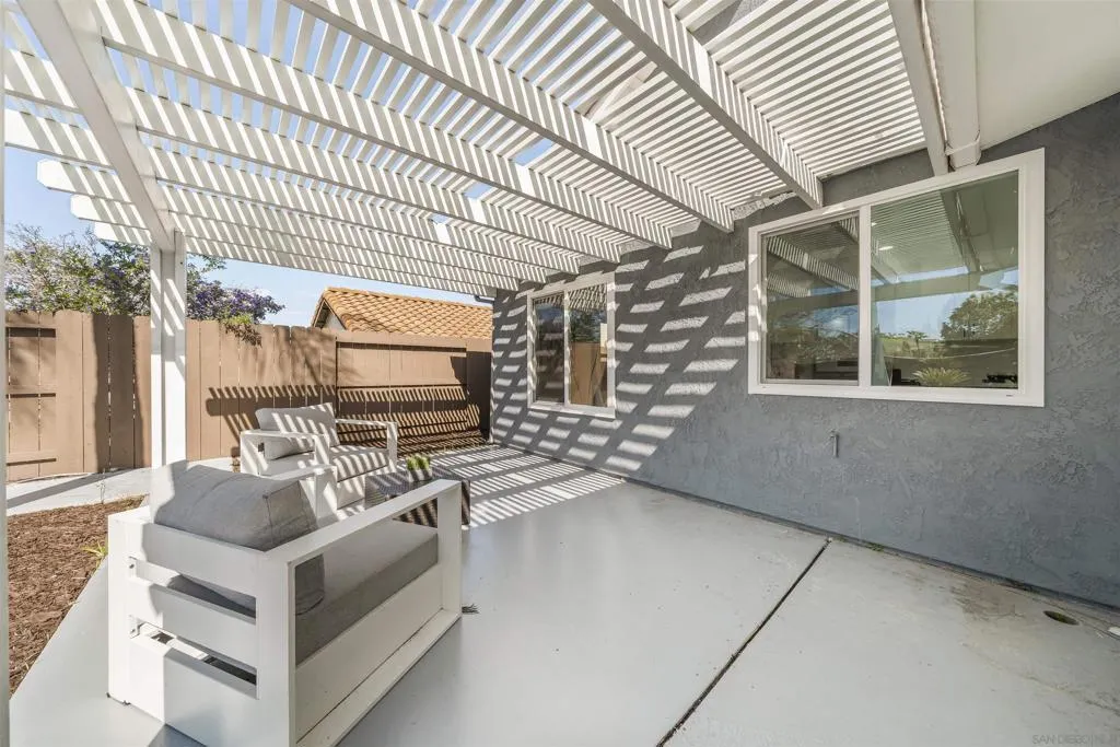 1513 Powell Rd, Oceanside, California 92056 home-pic-47