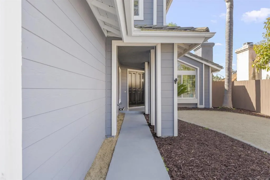 1513 Powell Rd, Oceanside, California 92056 home-pic-58