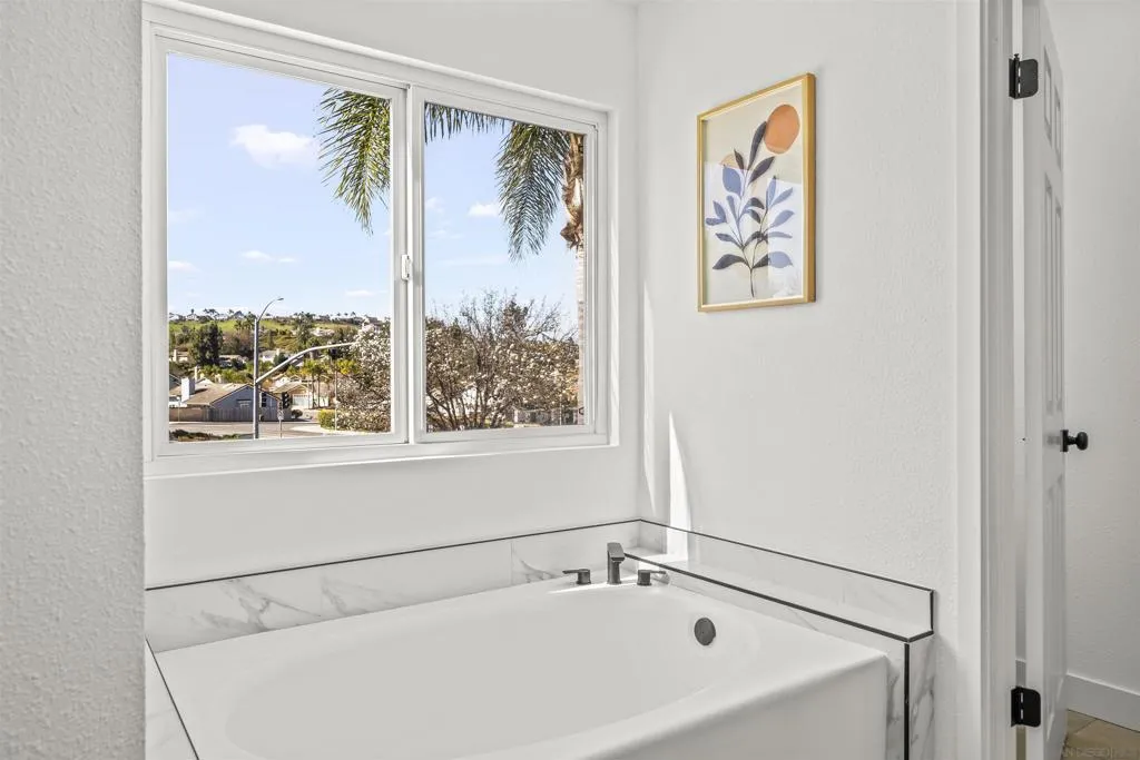 1513 Powell Rd, Oceanside, California 92056 home-pic-28