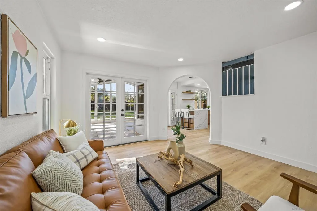 1513 Powell Rd, Oceanside, California 92056 home-pic-20