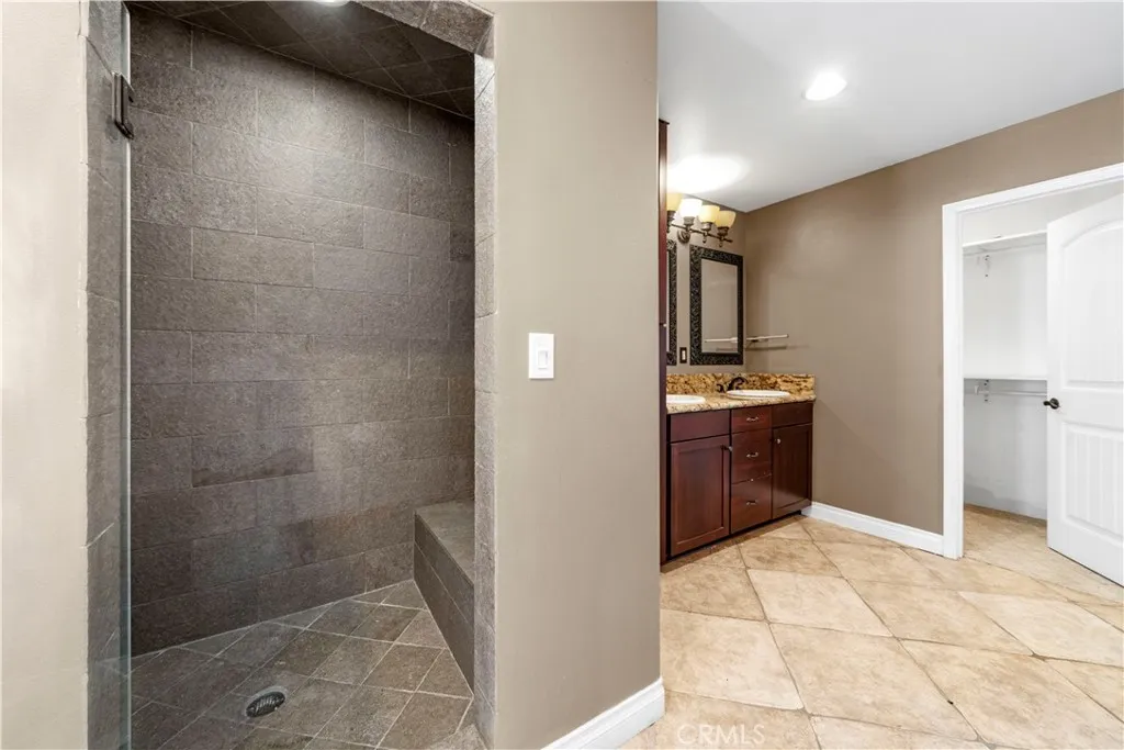 13560 Sego Rd., Agua Dulce, California 91390 home-pic-35