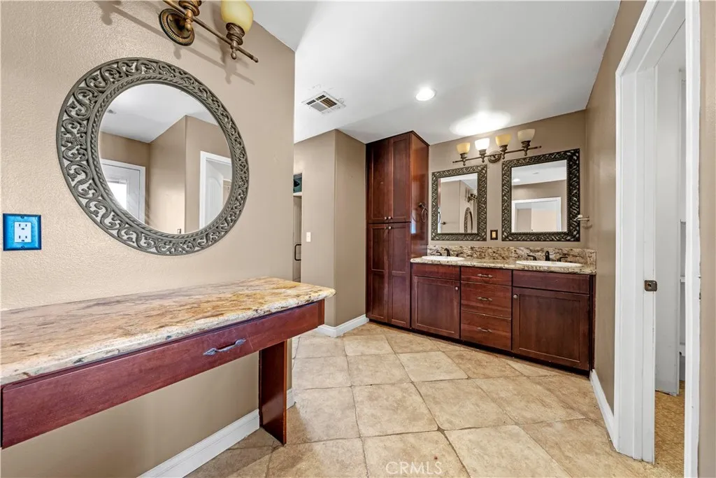 13560 Sego Rd., Agua Dulce, California 91390 home-pic-30