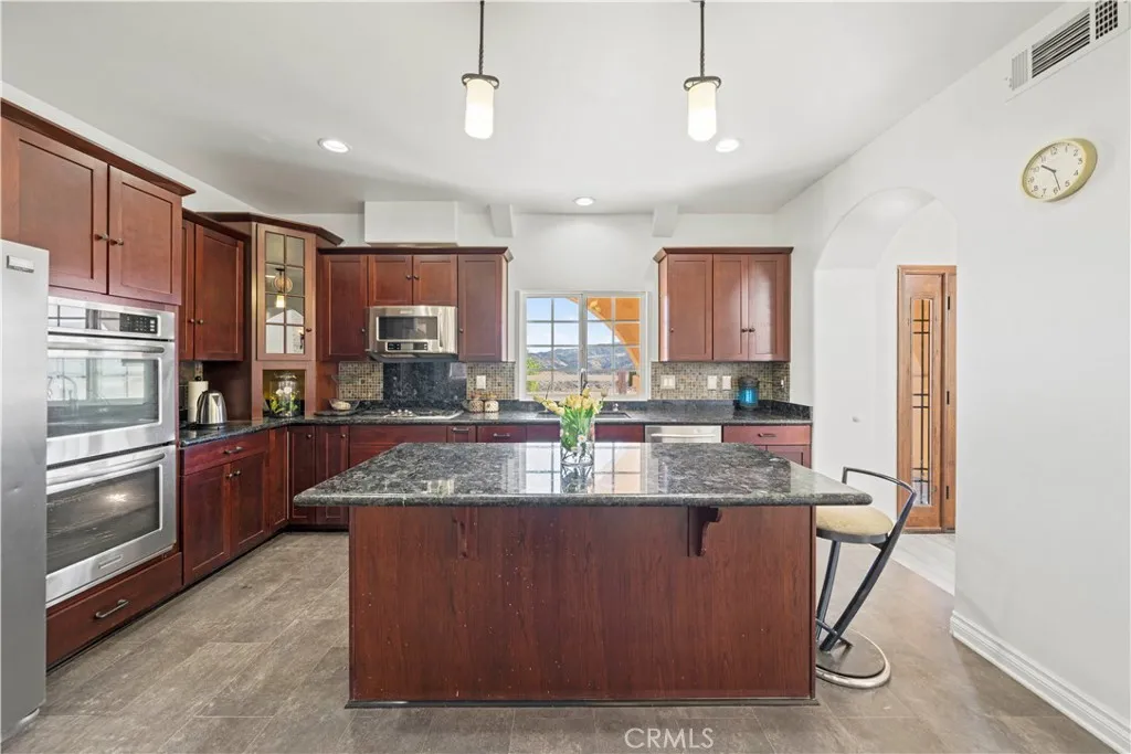 13560 Sego Rd., Agua Dulce, California 91390 home-pic-25