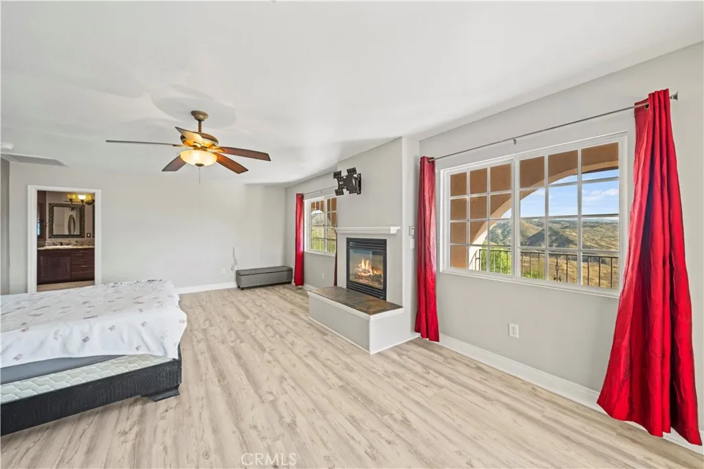 13560 Sego Rd., Agua Dulce, California 91390 home-pic-28