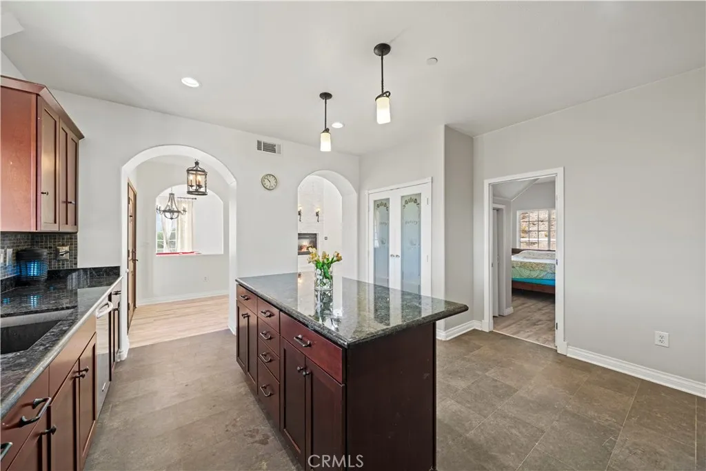 13560 Sego Rd., Agua Dulce, California 91390 home-pic-23