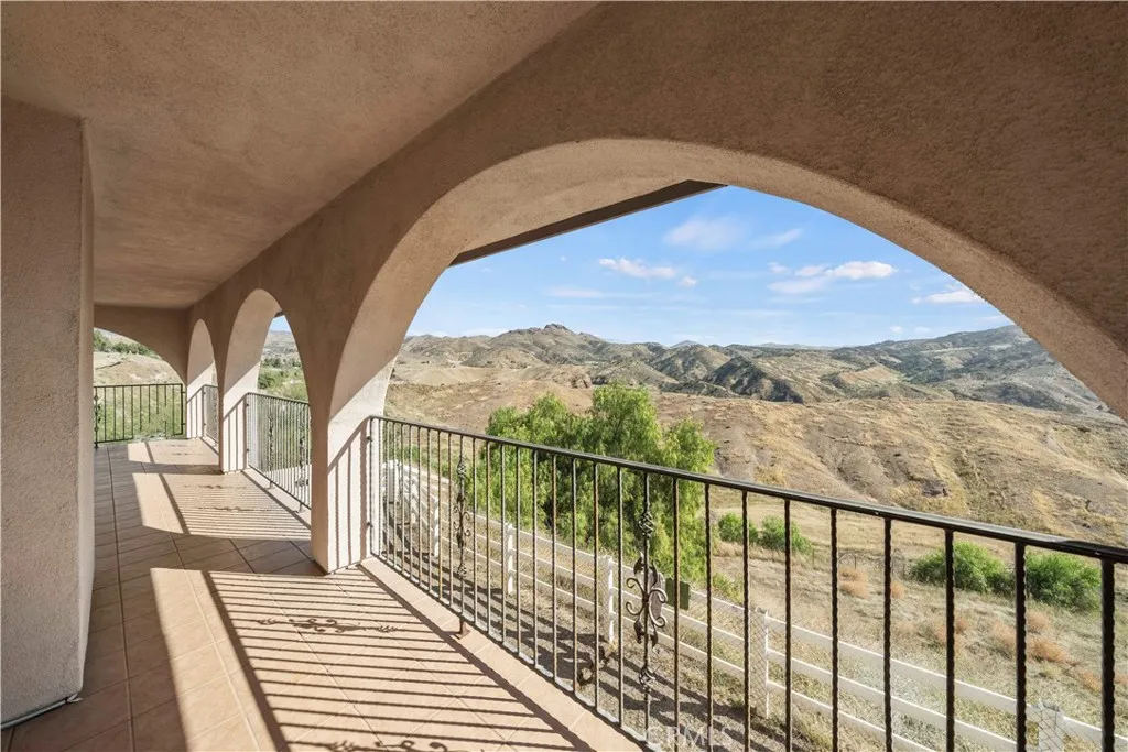 13560 Sego Rd., Agua Dulce, California 91390 home-pic-52