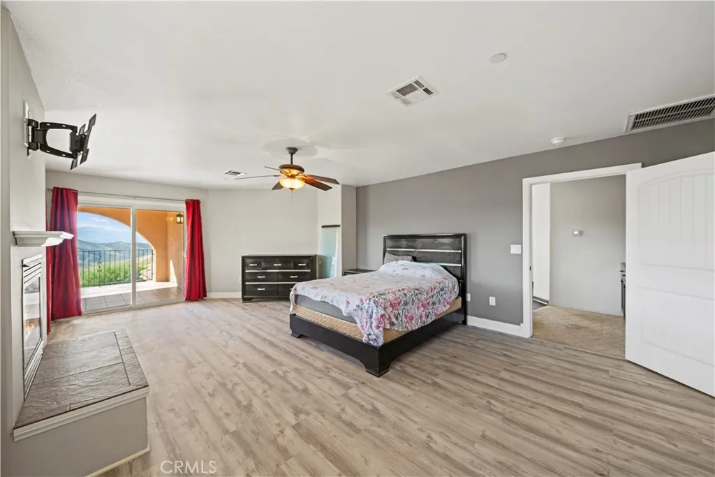 13560 Sego Rd., Agua Dulce, California 91390 home-pic-26