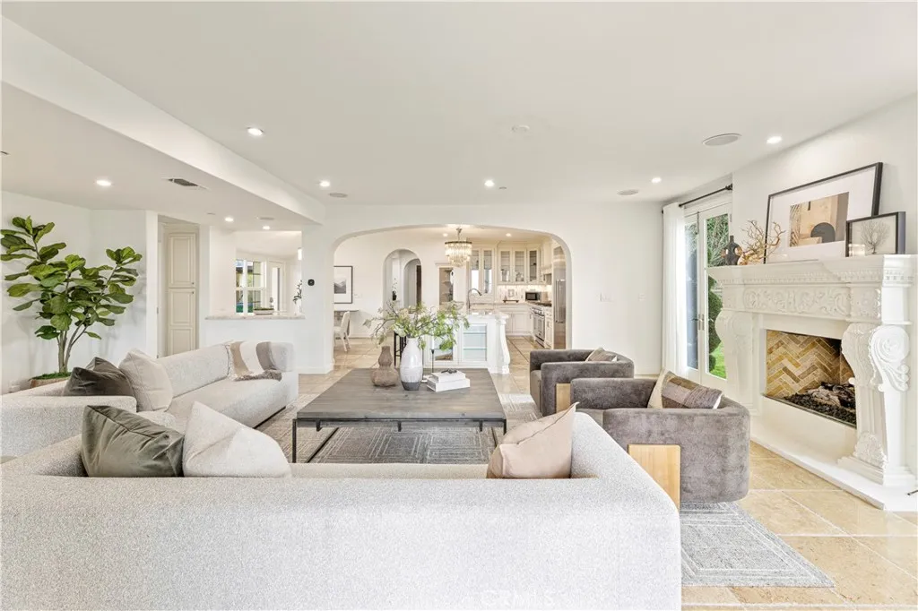 21 Sylvan, Irvine, California 92603 home-pic-26
