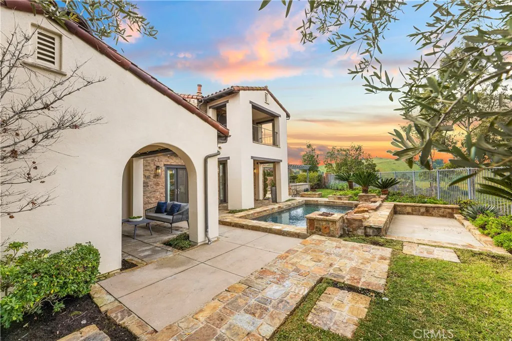 21 Sylvan, Irvine, California 92603 home-pic-68