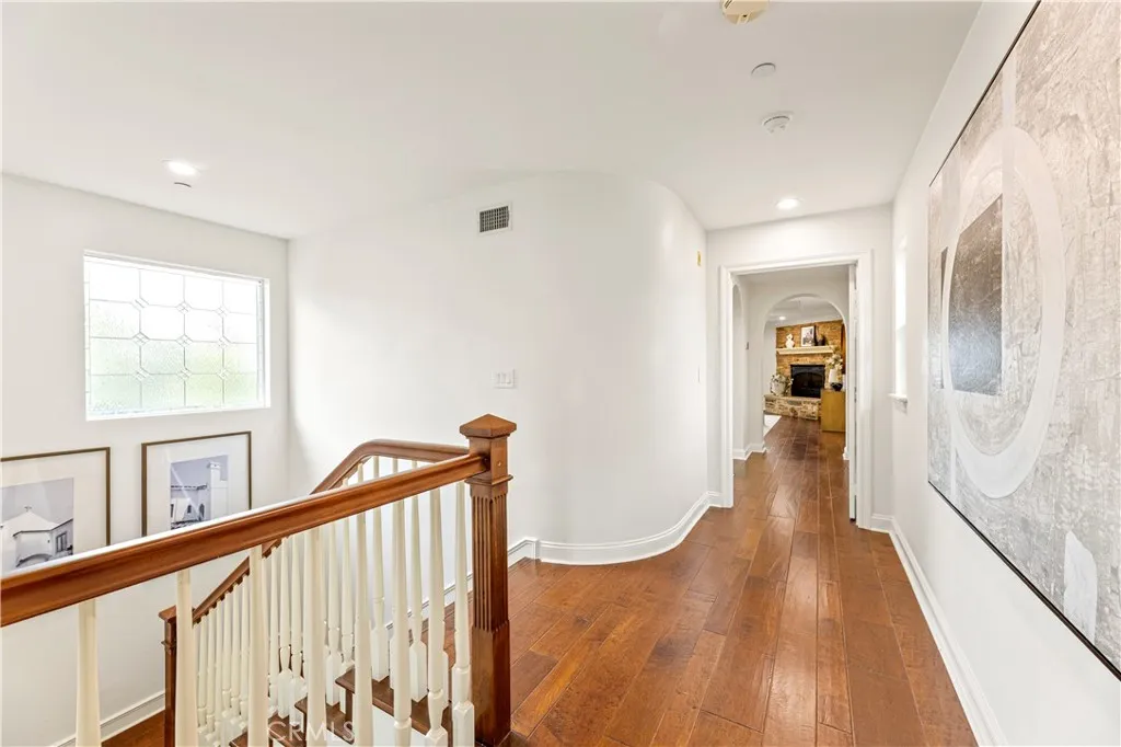 21 Sylvan, Irvine, California 92603 home-pic-29