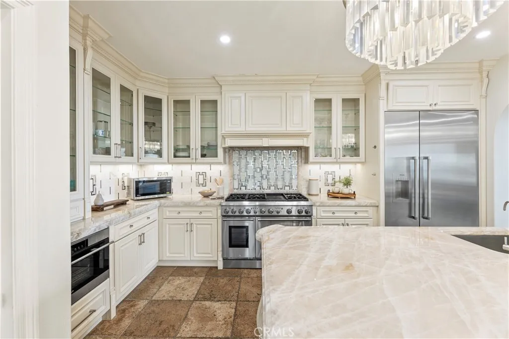 21 Sylvan, Irvine, California 92603 home-pic-20