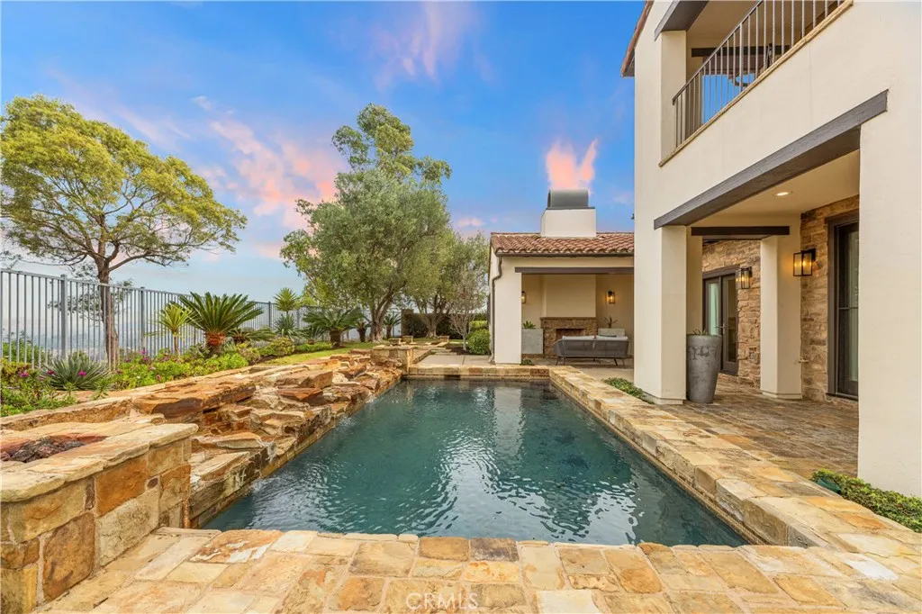 21 Sylvan, Irvine, California 92603 home-pic-71