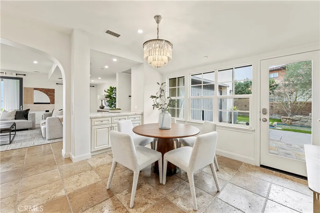 21 Sylvan, Irvine, California 92603 home-pic-14