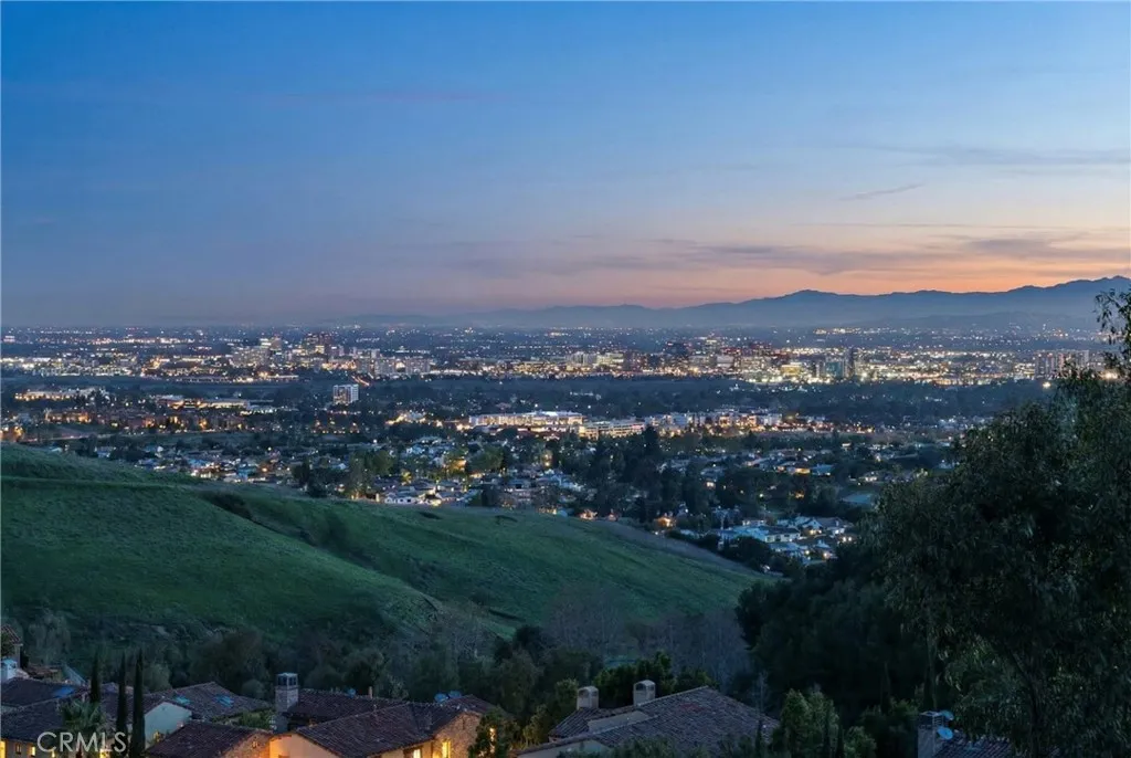 21 Sylvan, Irvine, California 92603 home-pic-44