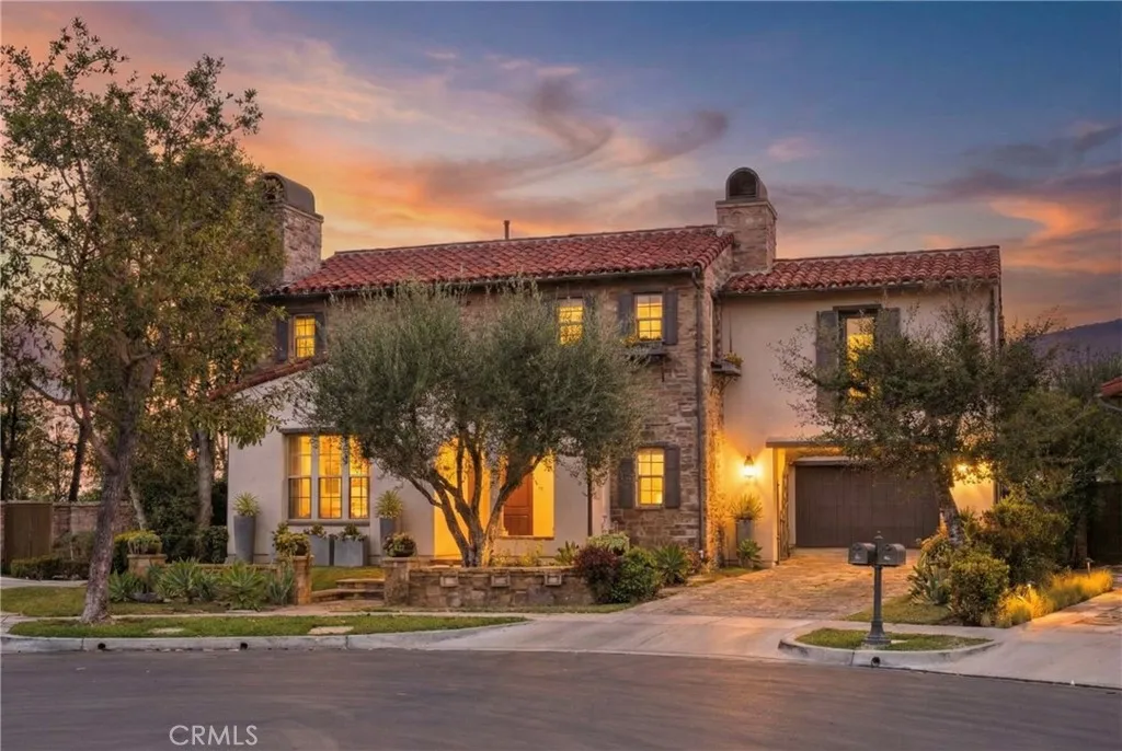 21 Sylvan, Irvine, California 92603 home-pic-1